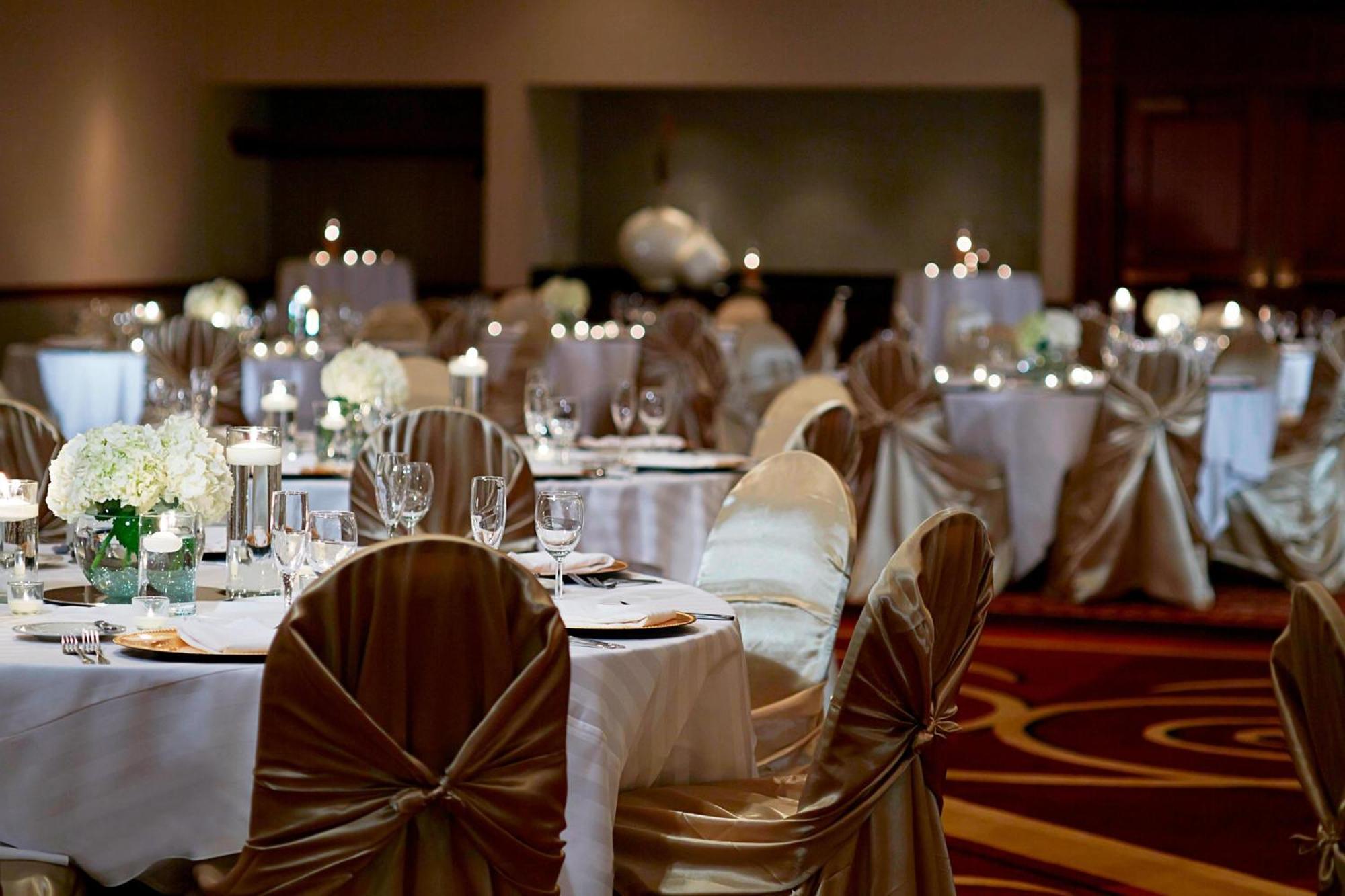 Cleveland Marriott East Hotel Warrensville Heights Екстериор снимка