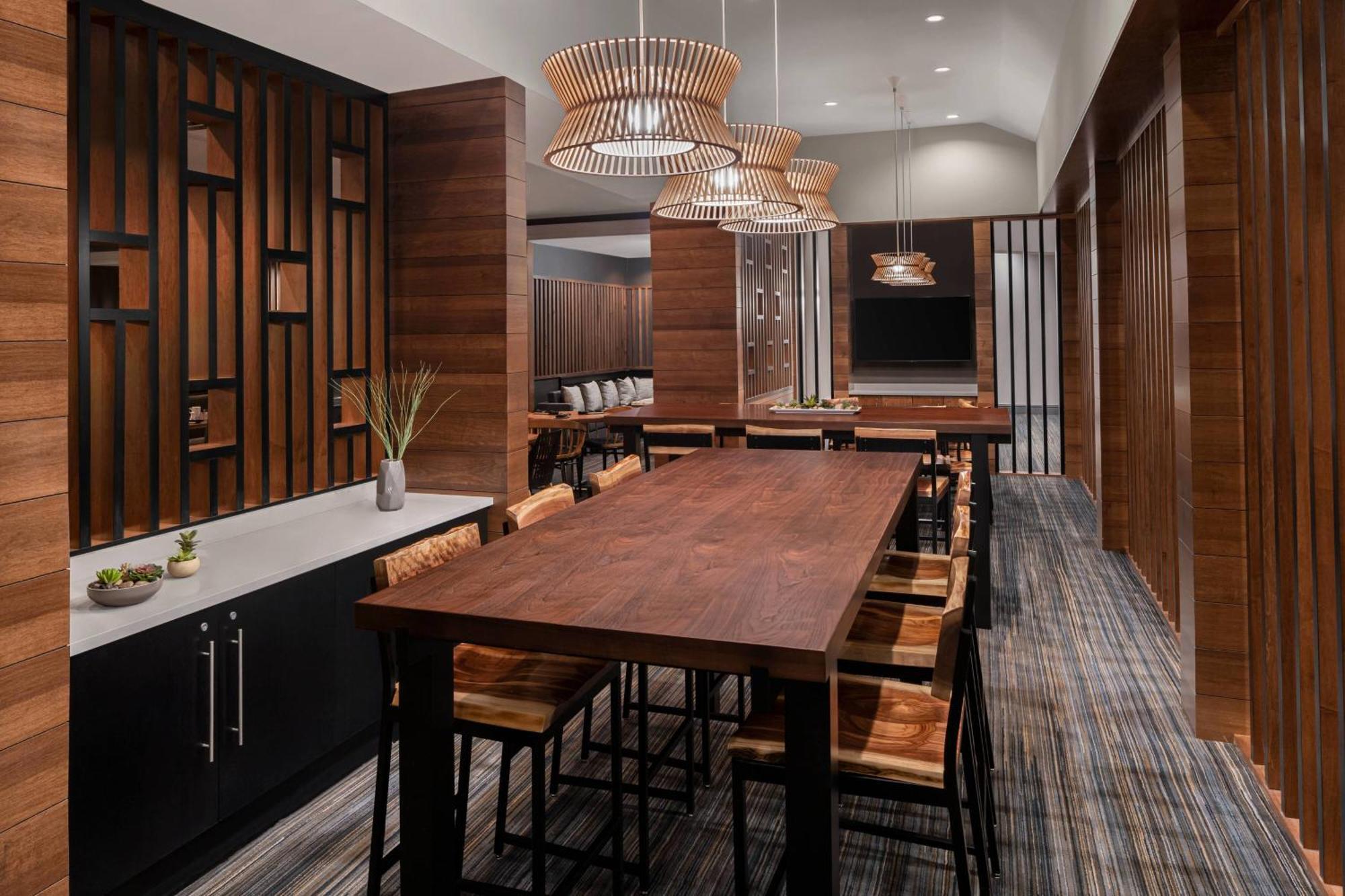 Cleveland Marriott East Hotel Warrensville Heights Екстериор снимка