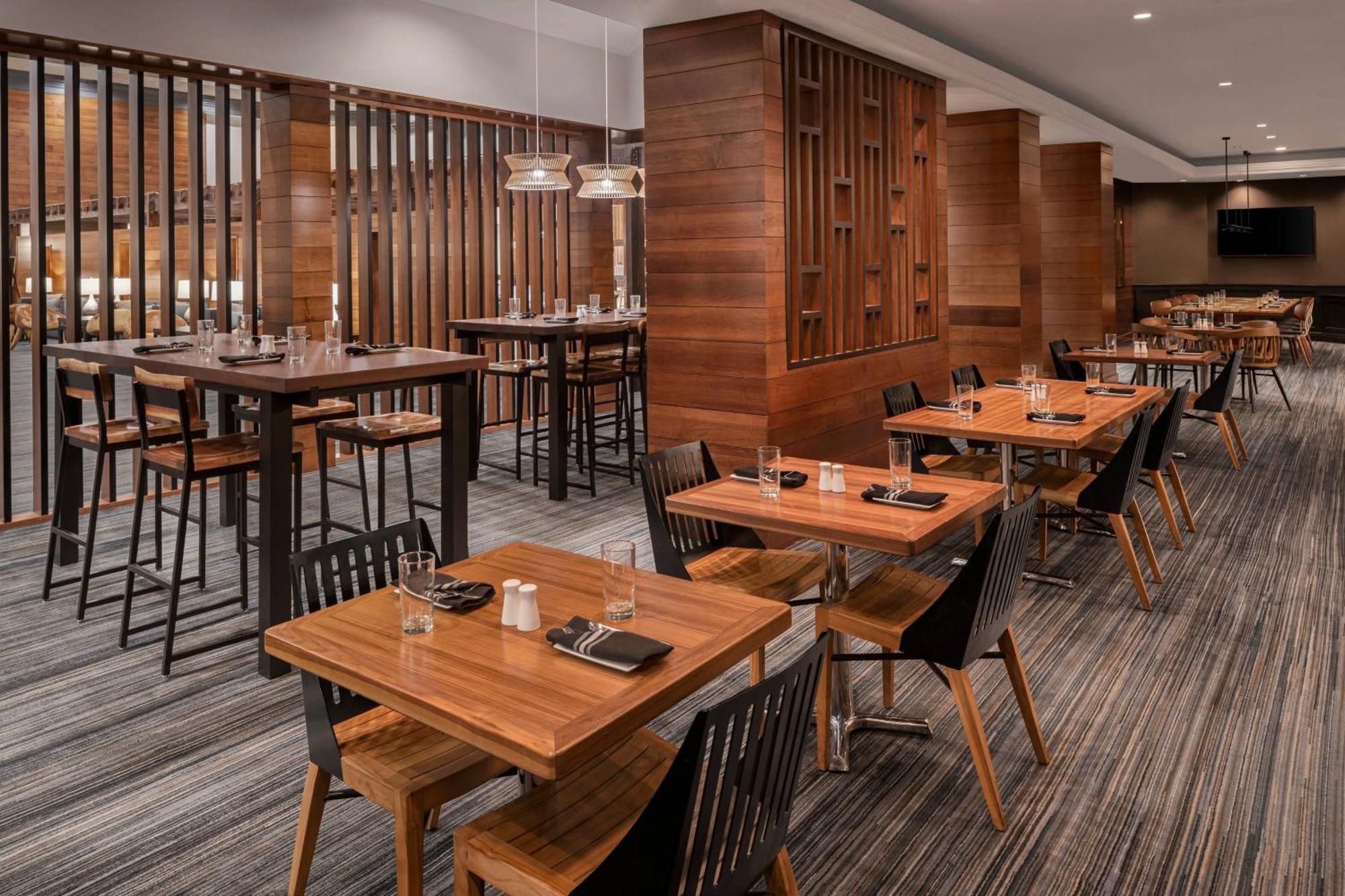 Cleveland Marriott East Hotel Warrensville Heights Екстериор снимка